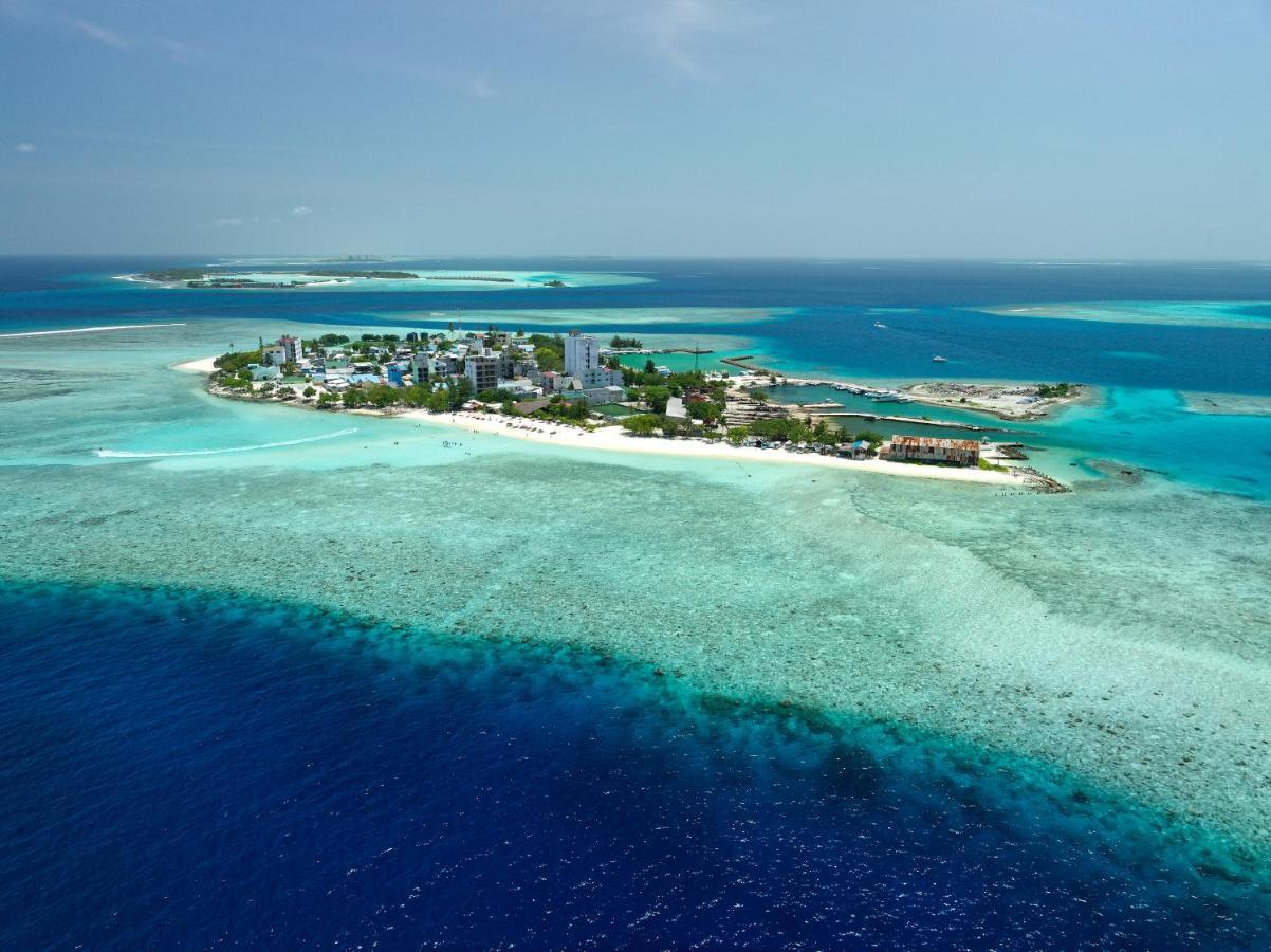 Crystal Sands Maafushi Exterior photo
